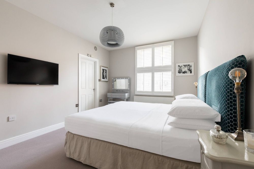 Apartment (2 Bedrooms)