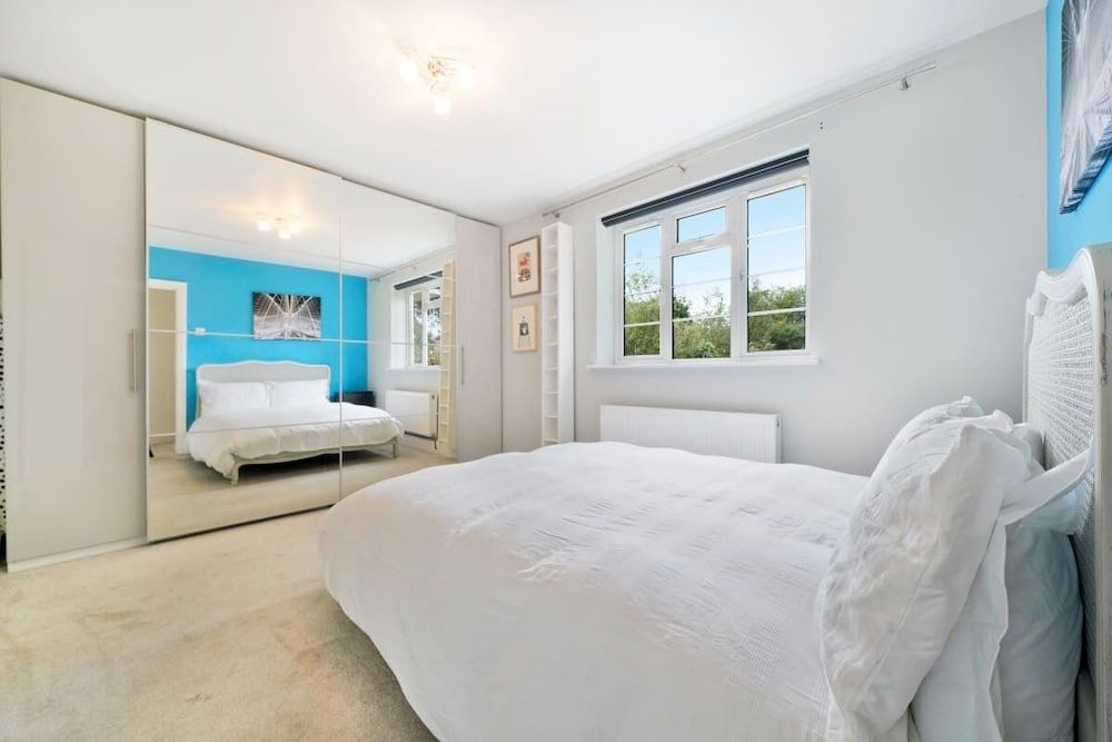 House (3 Bedrooms)
