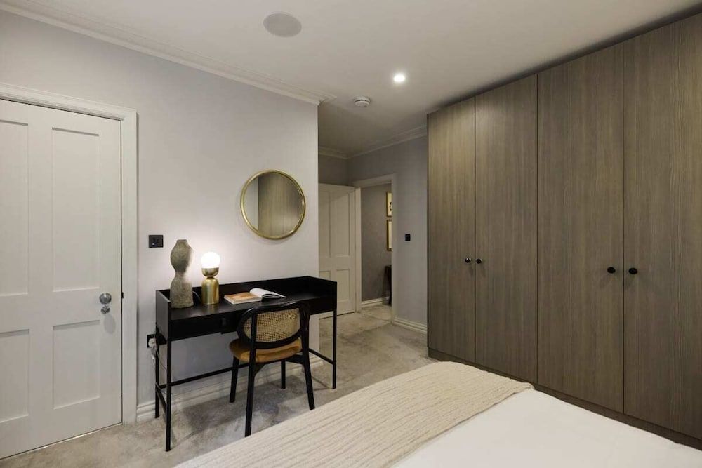 The Bayswater Retreat - Adorable 3bdr Flat With Balcony Apartment (3 Bedrooms) 23