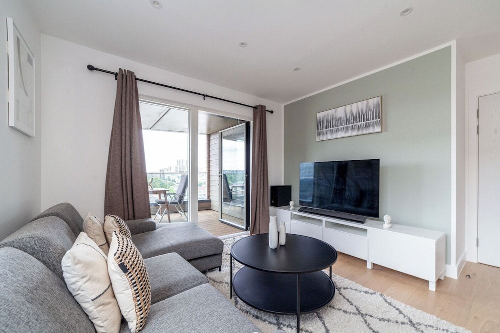 Apartment, Balcony