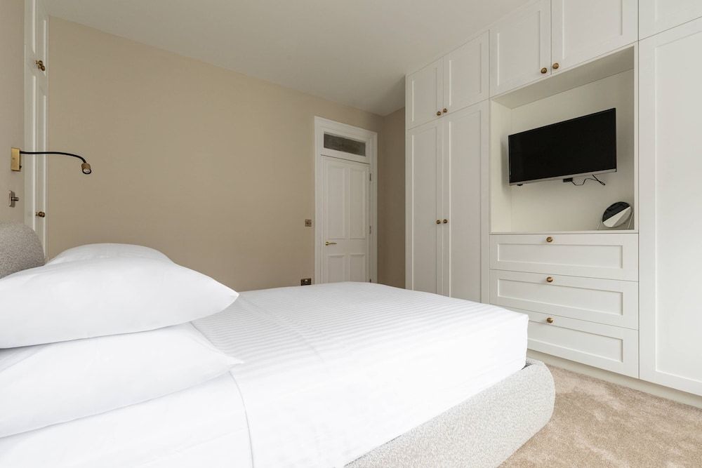 Apartment (2 Bedrooms)