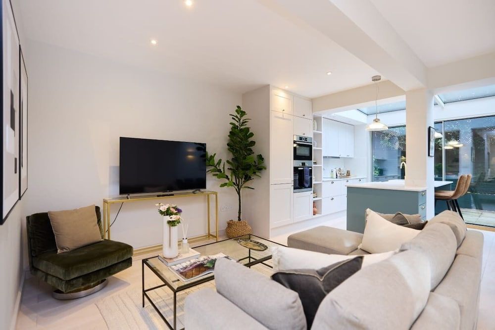 The Maida Hill Place - Homely 3bdr With Patio and Study Room