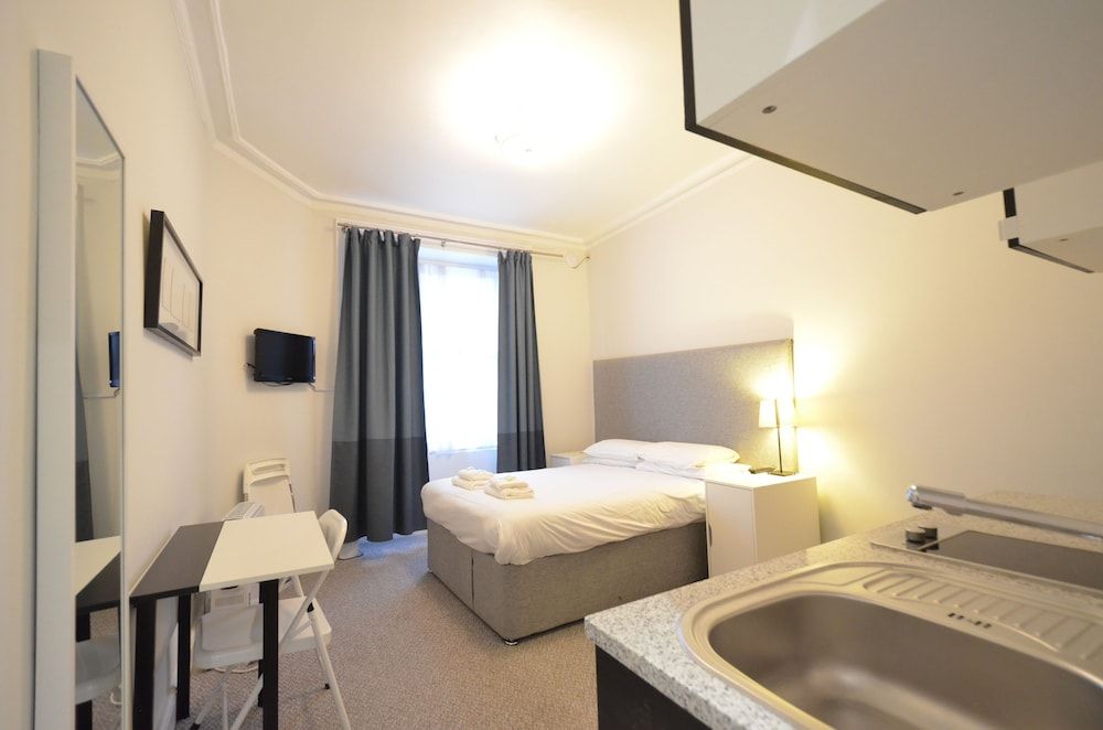 Studio, Ensuite, City View (Double Upper Floor)