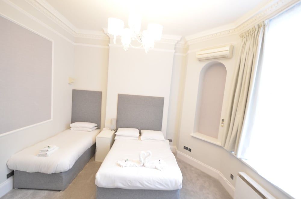 Studio, Ensuite, Courtyard View (Triple Air-condition)