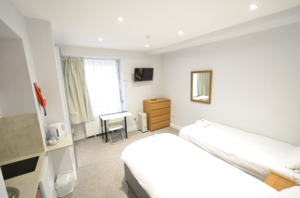 Studio, Ensuite (Twin Lower Floor)