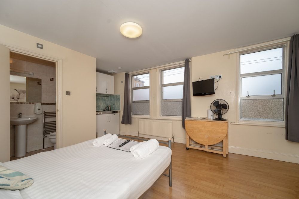 Double Room, Private Bathroom