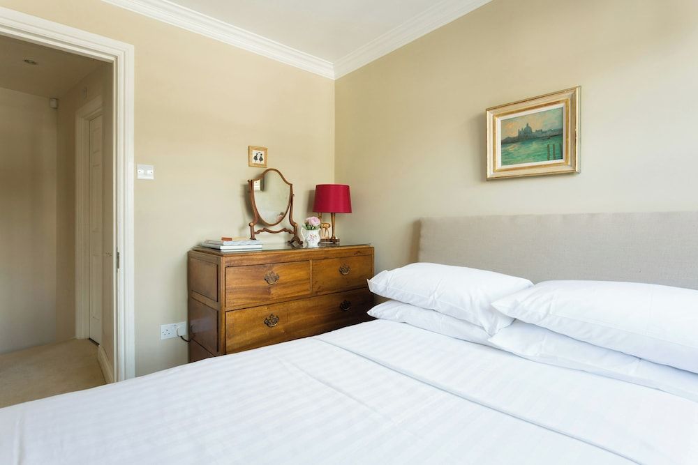 Apartment (2 Bedrooms)