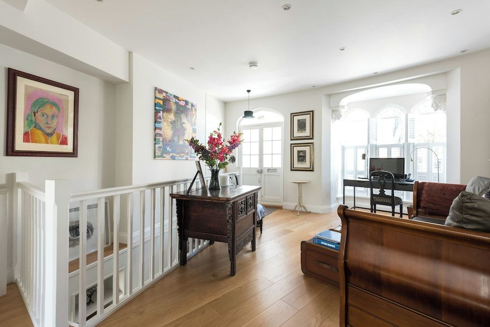 Apartment (2 Bedrooms)
