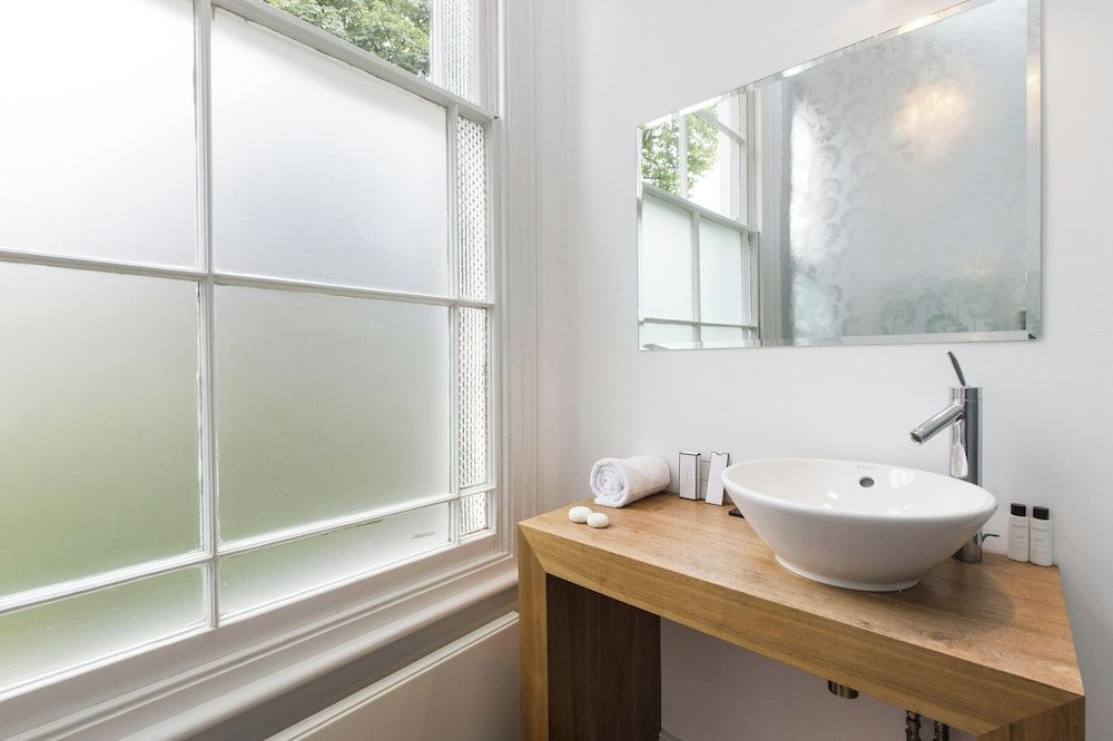 Leamington Road Villas II by Onefinestay Apartment (4 Bedrooms) 14