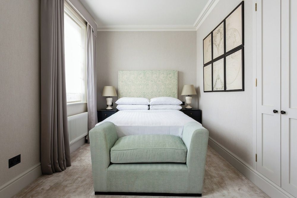 Apartment (4 Bedrooms)