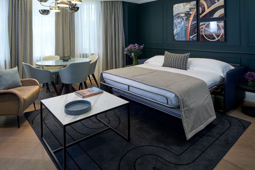 Superior Apartment, 1 King Bed with Sofa bed
