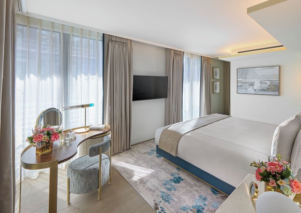 Studio Suite (King or Twin)