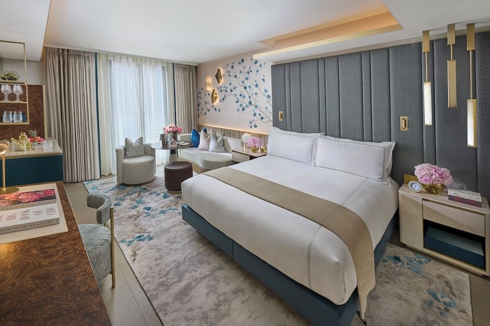 Deluxe Room (King or Twin)