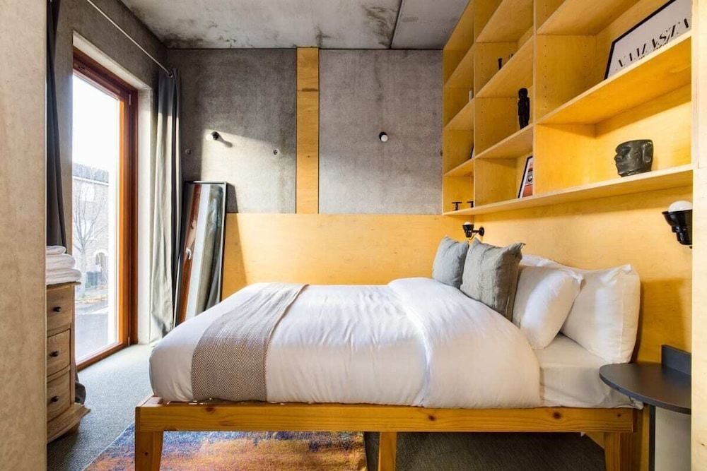 Apartment (2 Bedrooms)