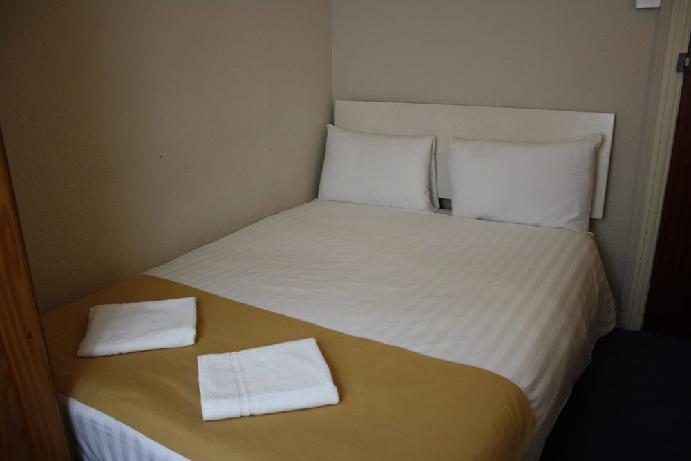 Family Room (Double Bed & Bunk Beds)