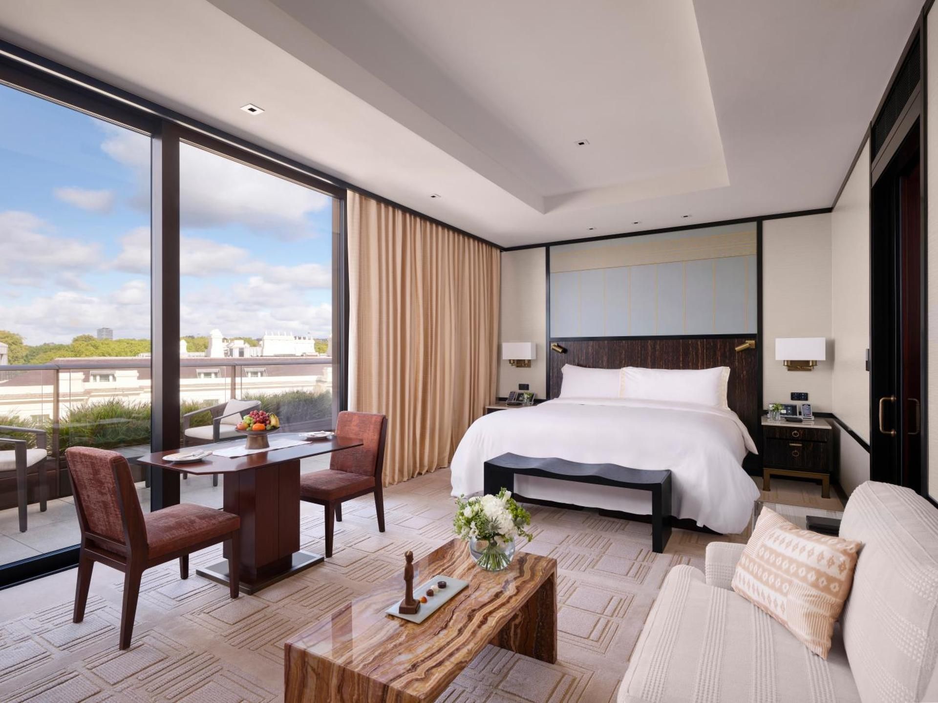 Grand Premier Terrace Room Twin
