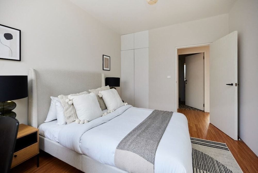 Apartment (1 Bedroom)