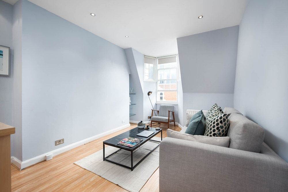 Mayfair by CAPITAL Design Apartment 11