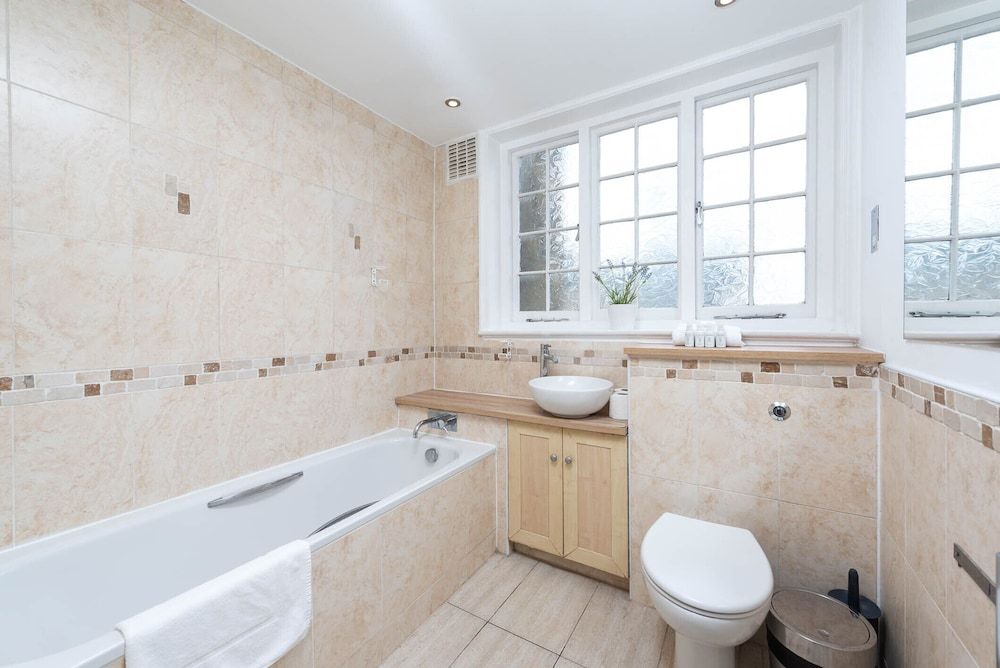 Mayfair by CAPITAL Design Apartment 7