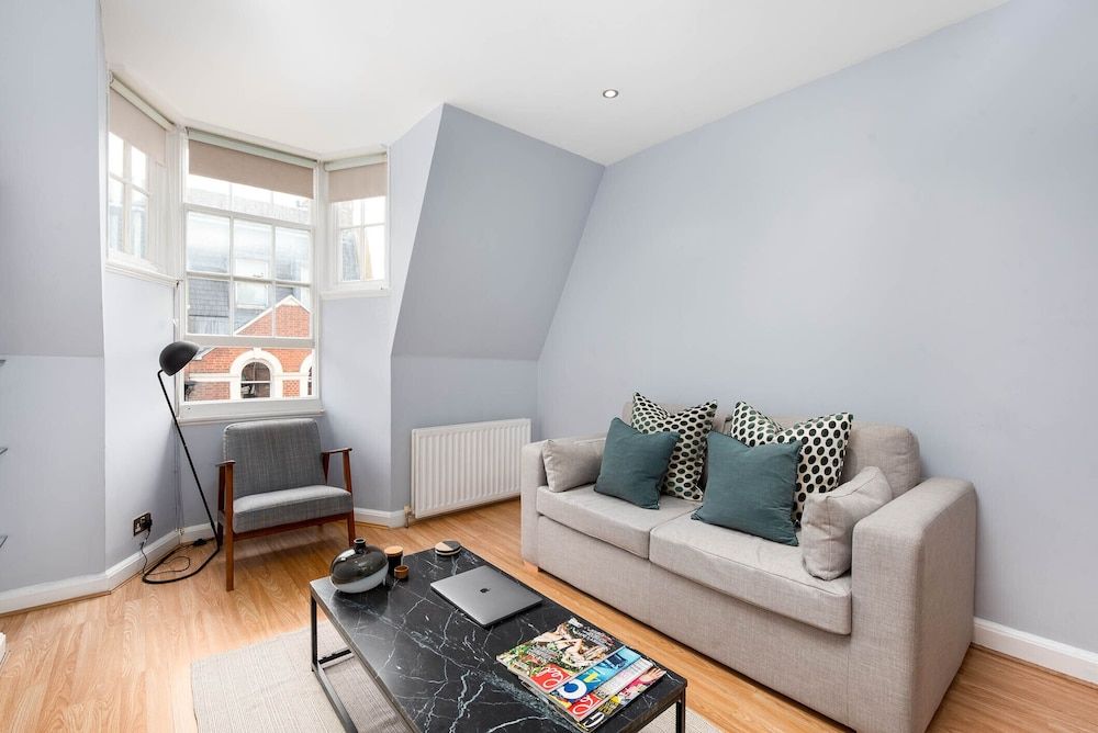 Mayfair by CAPITAL Design Apartment 9