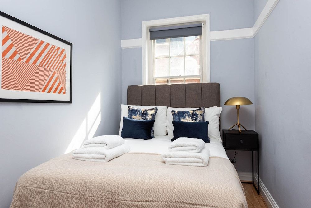 Mayfair by CAPITAL Classic Apartment