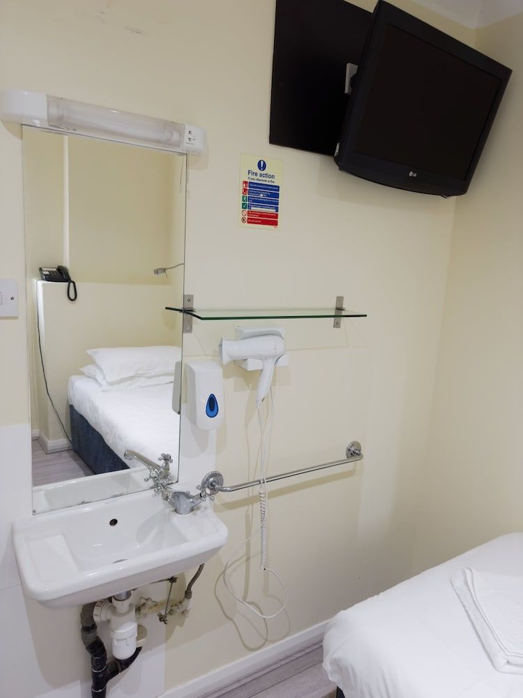 Comfort Single Room