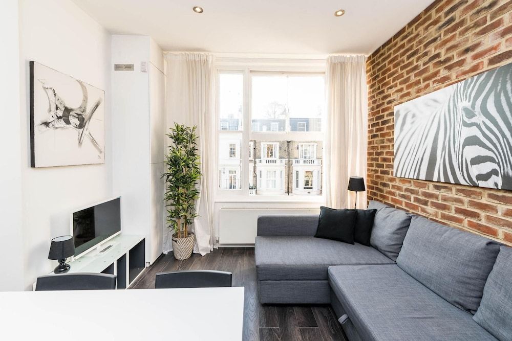 Apartment (1 Bedroom)