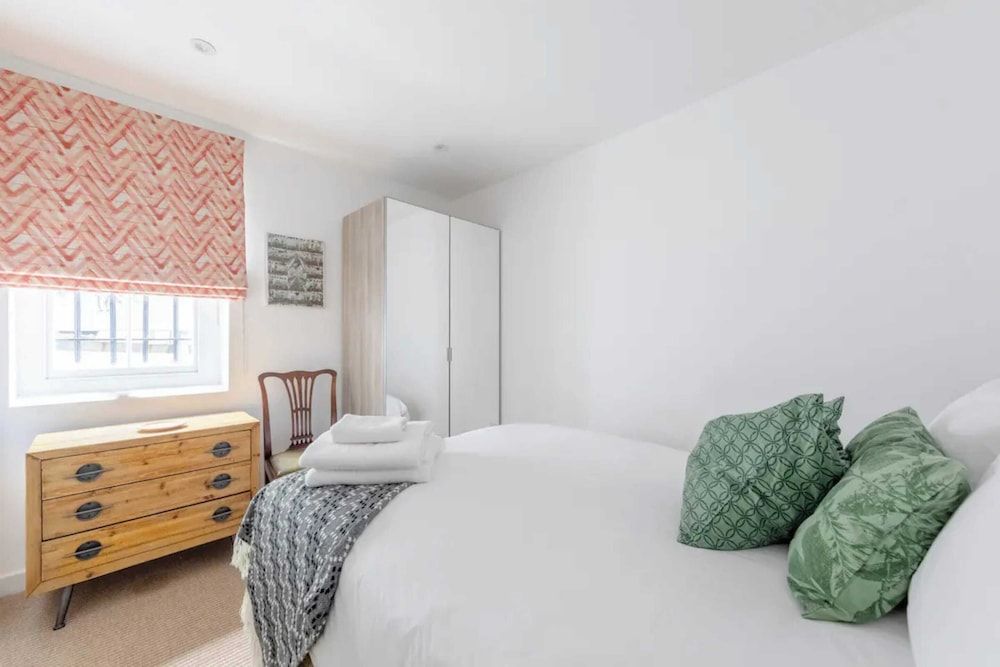 Basic Apartment, 2 Double Beds