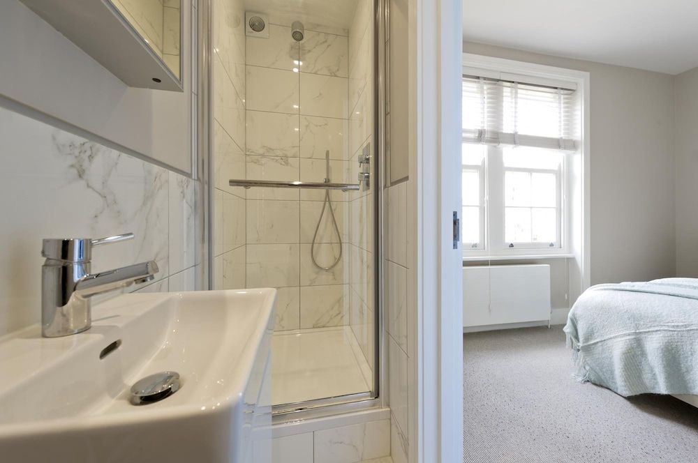 Fabulous Three Bedroom Flat Near Marylebone by Underthedoormat Apartment 11