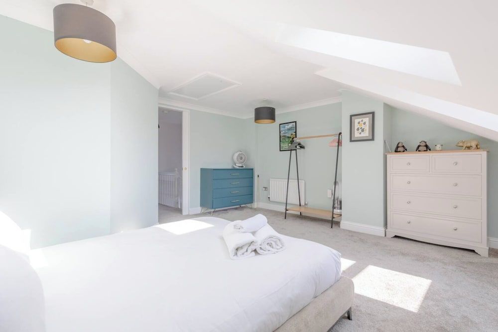 Basic House, Multiple Beds