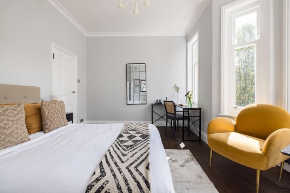 The Streatham Hill Wonder - Spacious 4bdr House With Garden and Terrace Apartment 11