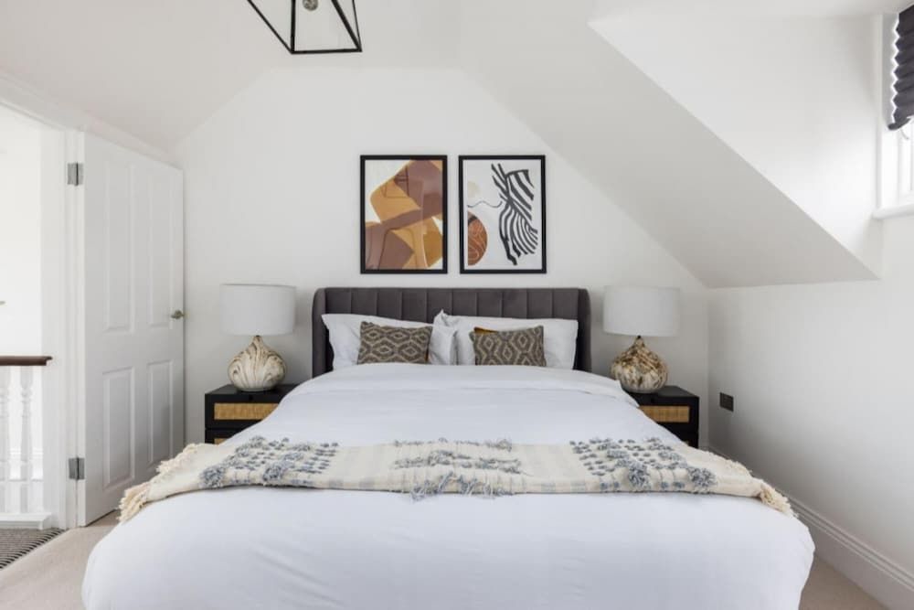 The Streatham Hill Wonder - Spacious 4bdr House With Garden and Terrace Apartment 14