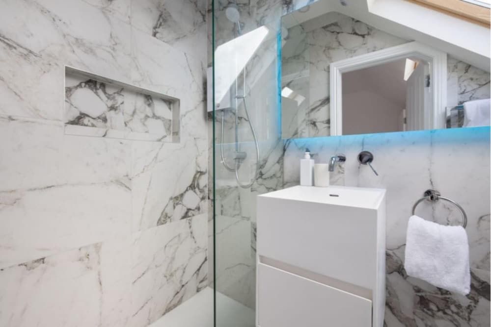 The Streatham Hill Wonder - Spacious 4bdr House With Garden and Terrace Apartment 20