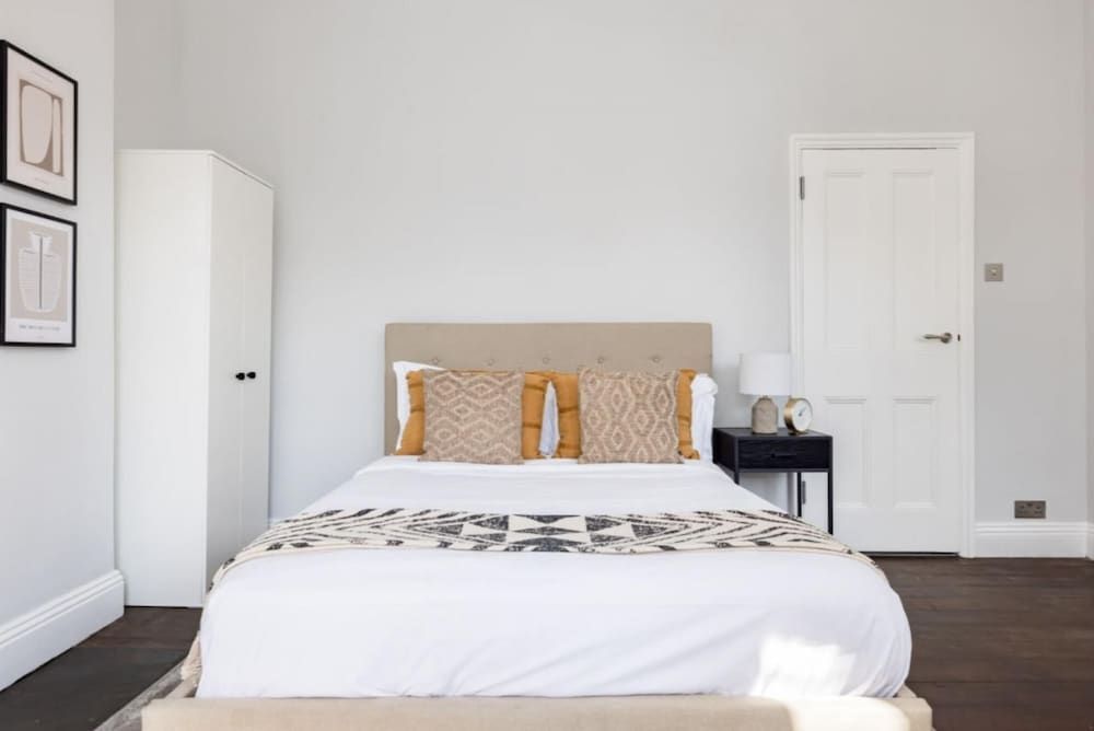 The Streatham Hill Wonder - Spacious 4bdr House With Garden and Terrace Apartment 12