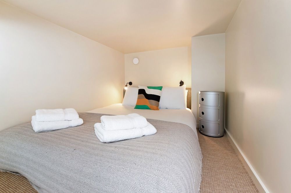 Apartment (0 Bedroom)