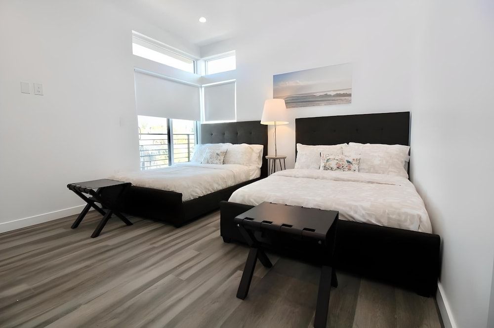 Three Bedrooms Townhouse with Terrace