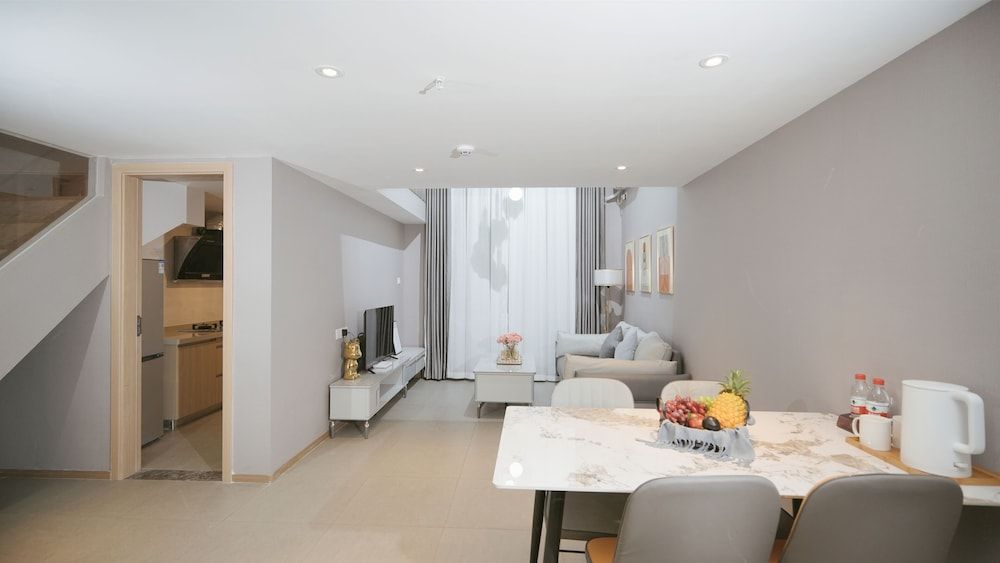 Serveyou Hotel - Free Airport Pickup Service & Free Canton Fair Shuttle Bus