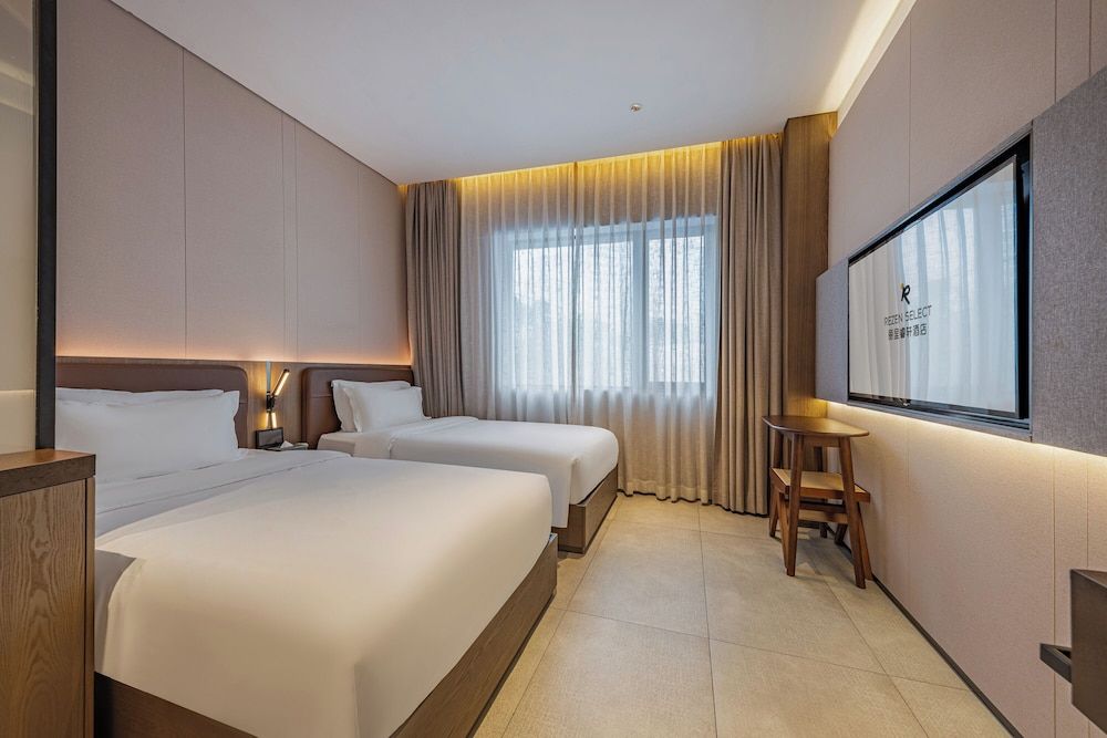 Business Twin Room