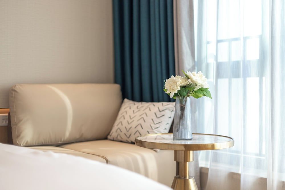 Raffles Executive Apartment Romantic Condo, 1 King Bed, Non Smoking, City View 11