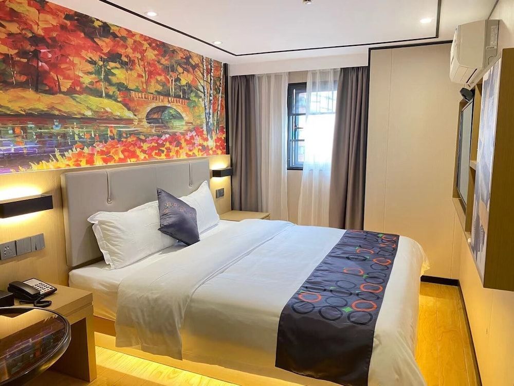 Standard Double Room, 1 Queen Bed, City View
