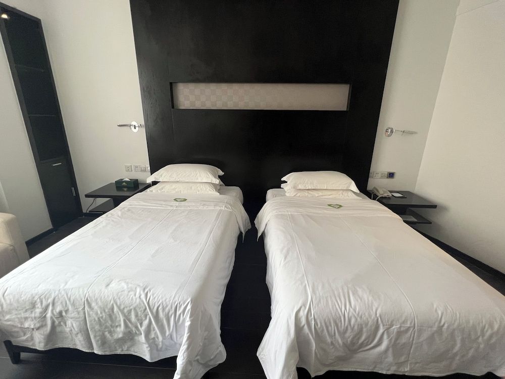 Business Double Room, Non Smoking, Garden View