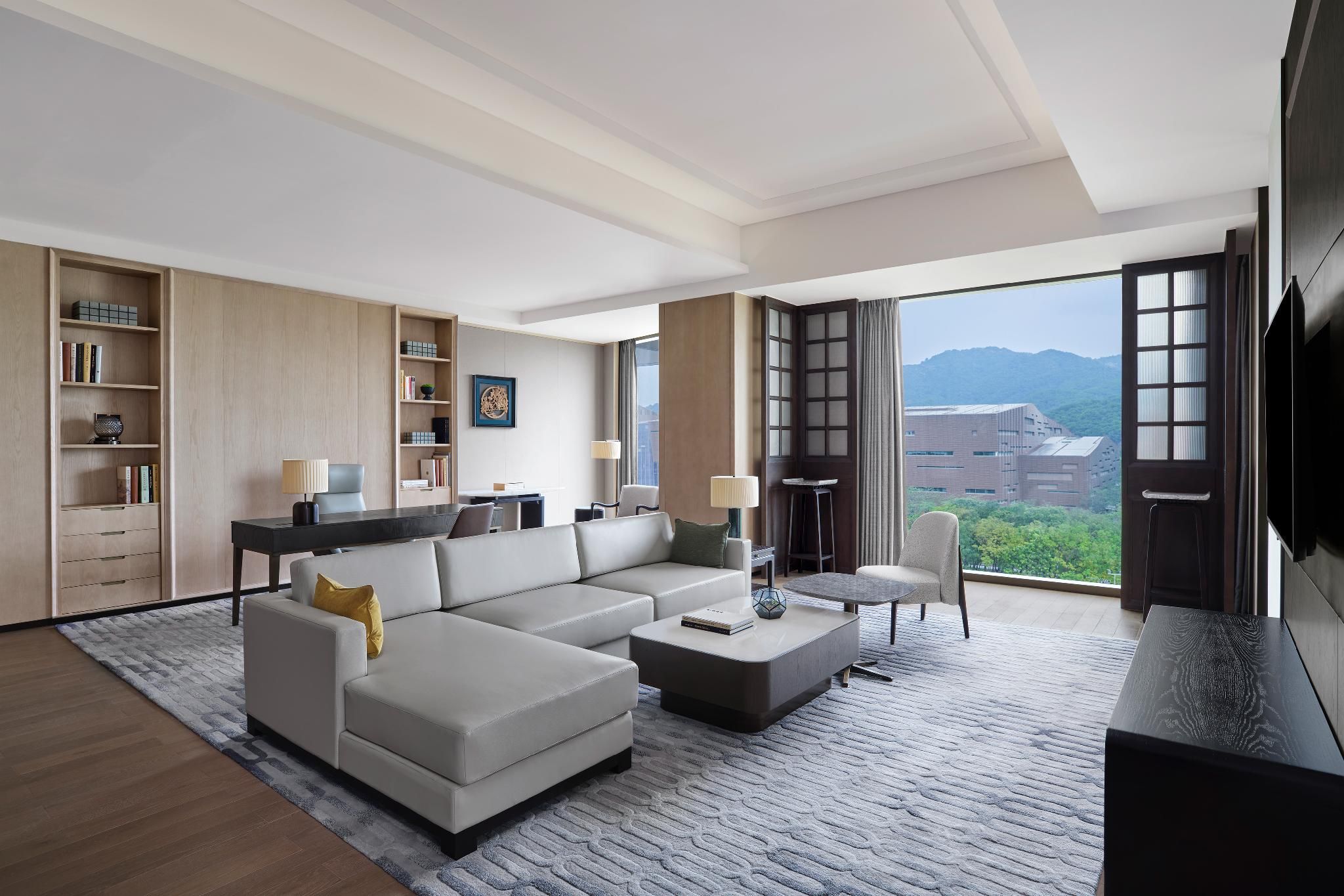 Executive Premium Suite, Club lounge access, 1 Bedroom Suite, 1 King
