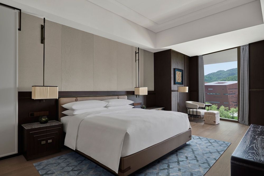 Executive Premium Suite