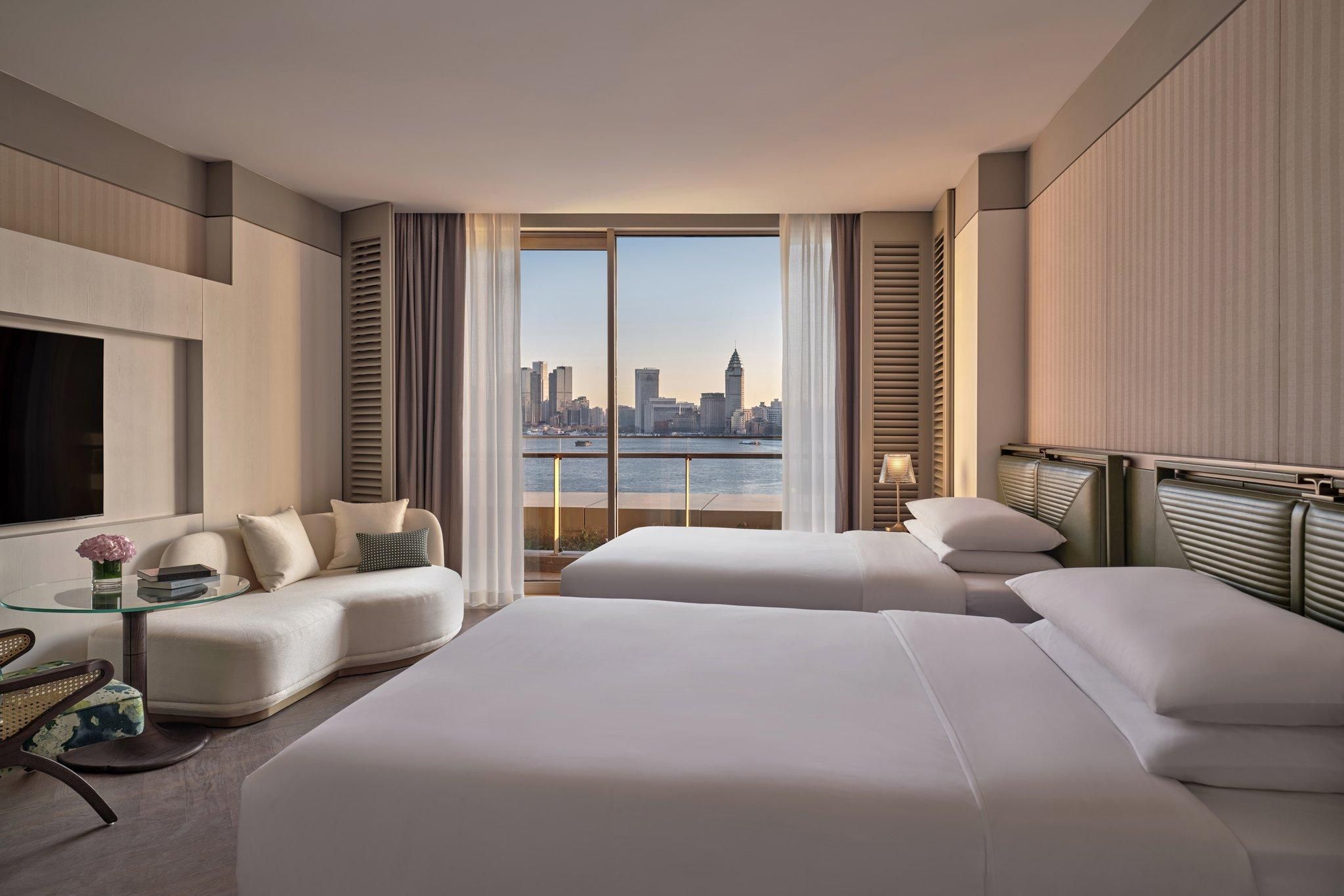 2 Double Classic Bund View
