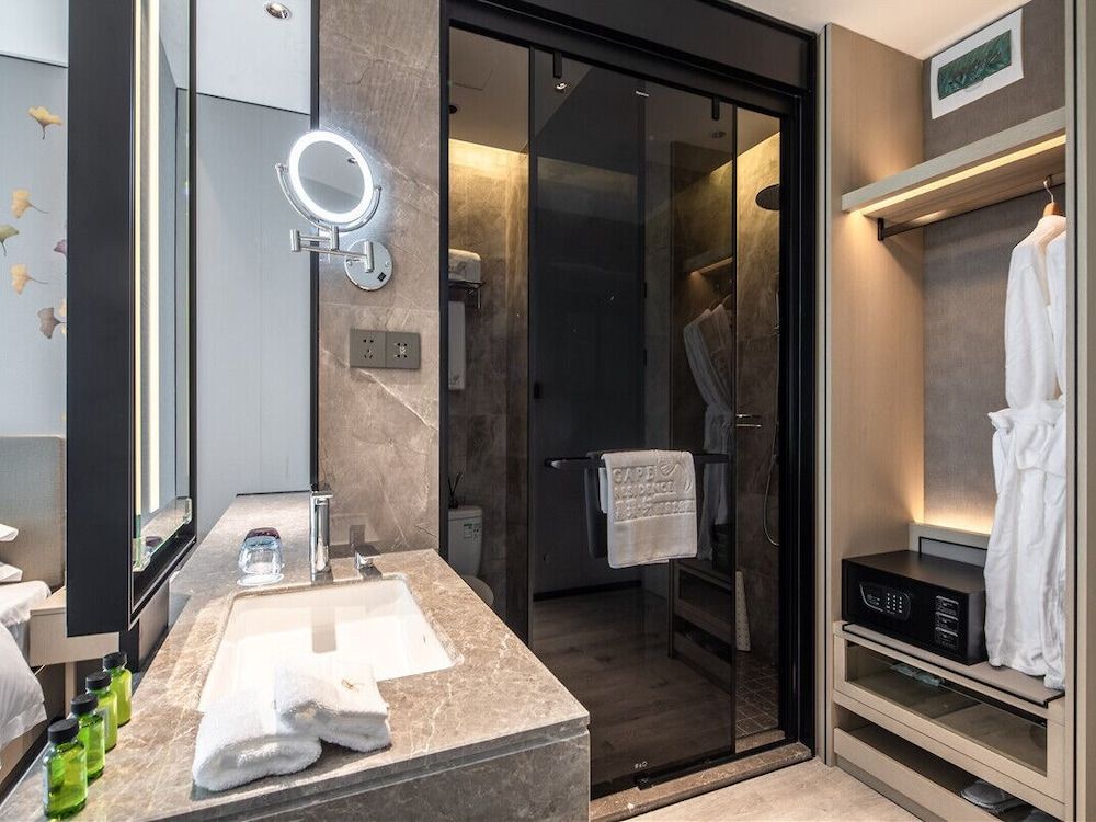 Gape Residence Classic Single Room, 1 Queen Bed 3