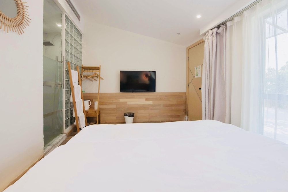 Basic Double Room