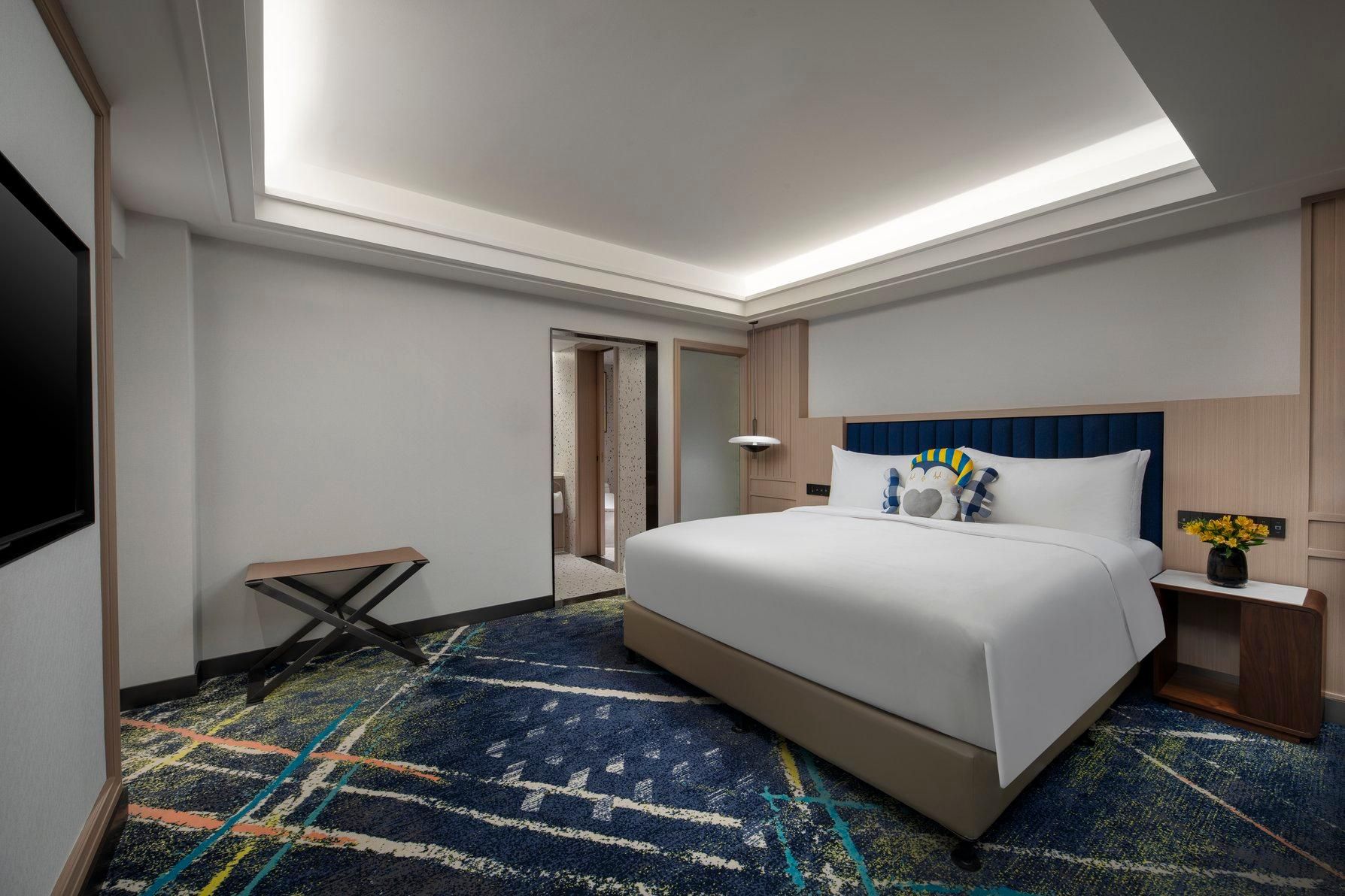 1 Queen 1 Bedroom Suite Loft