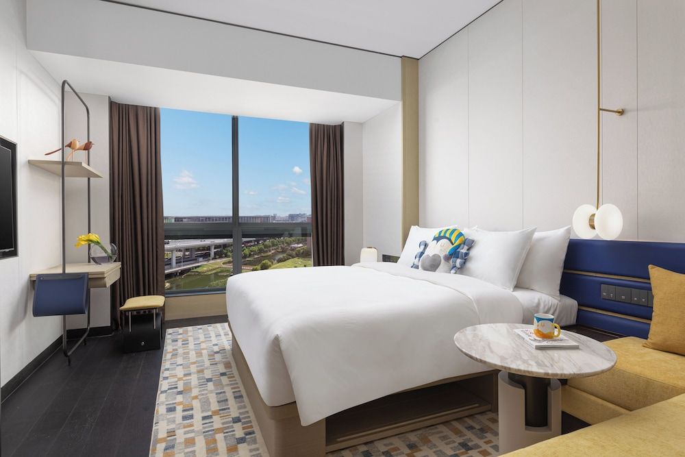 voco Suites Shanghai Hongqiao CBD by IHG