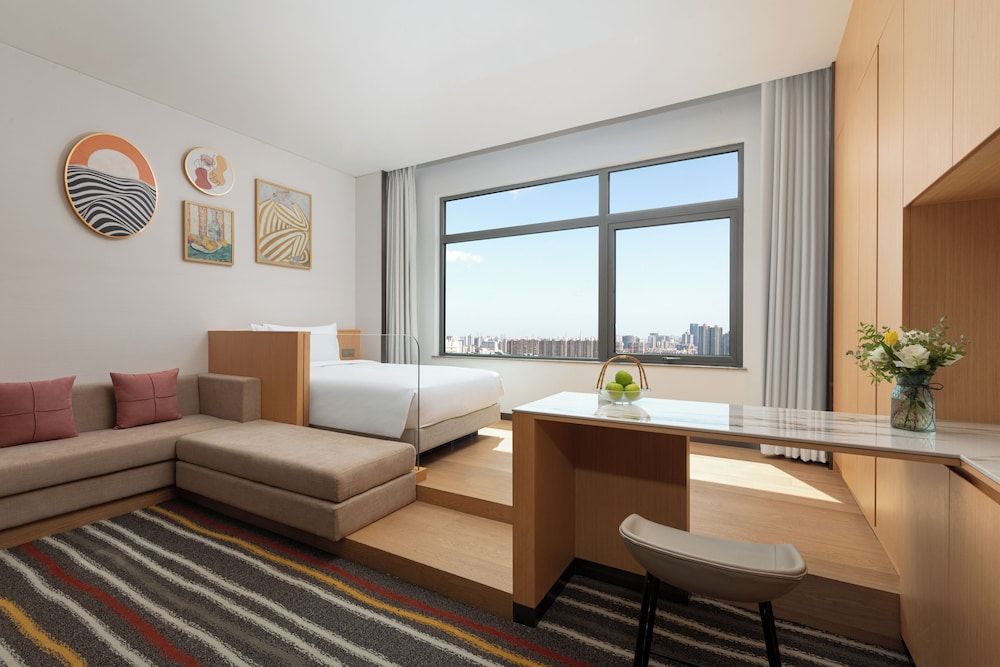 Premier Room