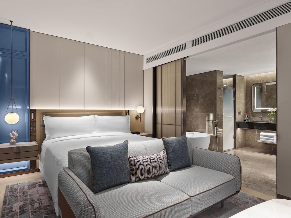 King Two Bedroom Suite Executive Tower